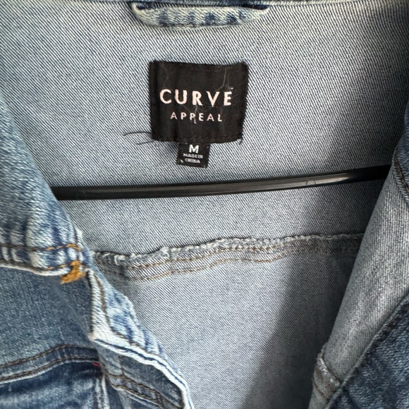 Jean jacket - Picture 2 of 3